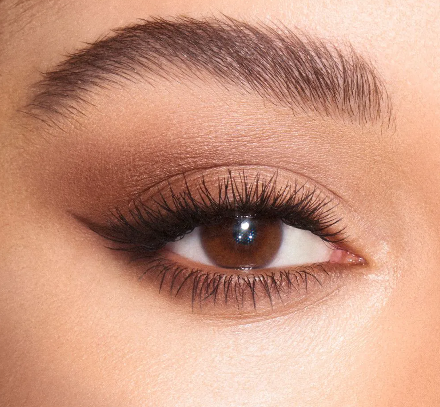 Slay Your Lash Game: The Best Way to Remove Extensions