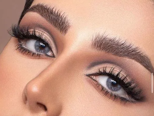 Eyelash Extensions: The Comprehensive Guide for a Thicker, Curlier, Glamorous!