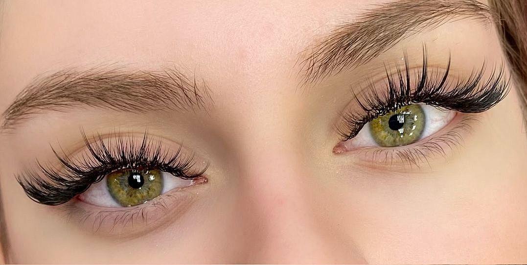 The Rise of Lash Love: Understanding the Global Popularity of Eyelash Extensions