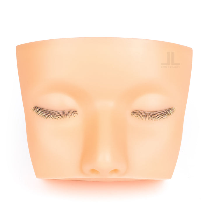 Mini Mannequin Head With Three Layer Lashes - LymeeBeauty