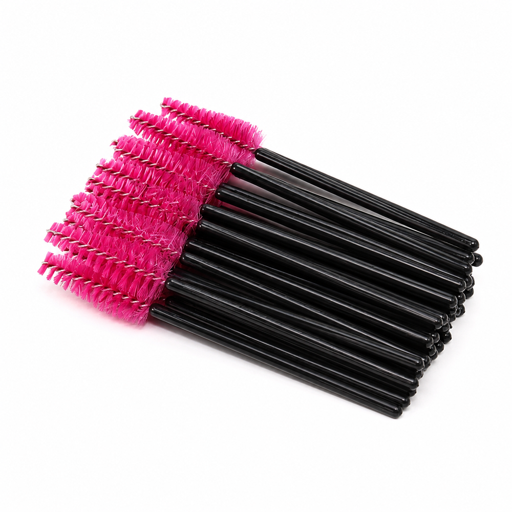 Large Teardrop Lash Cleansing Brush - Lymeebeauty